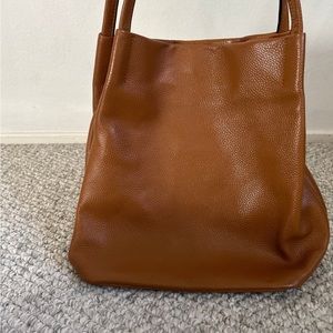 Tan Leather Shoulder Bag with Minimalist Design